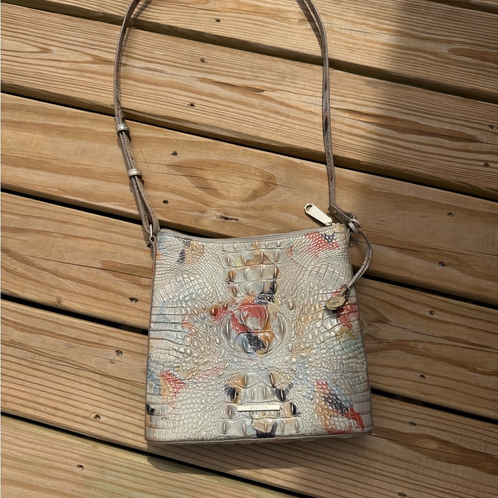 Brahmin Textured Crossbody Bag in Cream and Tan